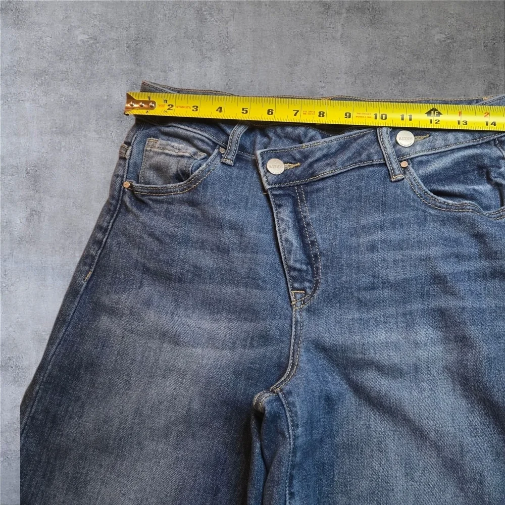 Stylish Light Blue Women's Flare Jeans - Picture 10 of 12